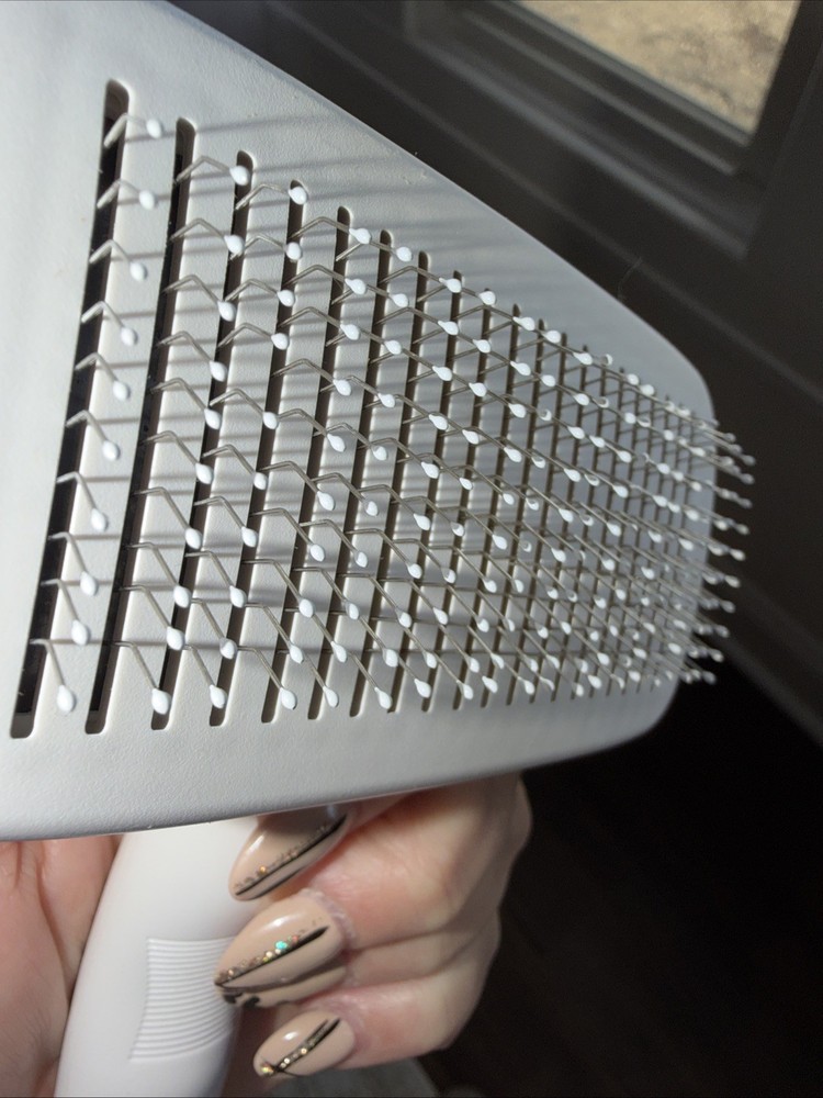 Self- Cleaning Slicker Pet Brush