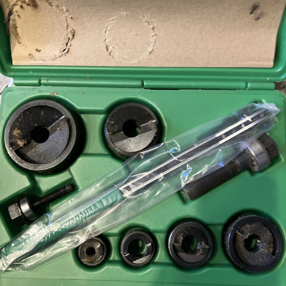 7238sb greenlee knockout set