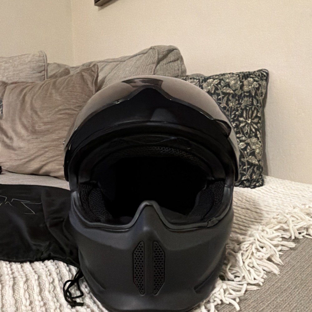 MOTORCYCLE HELMET FULL FACE