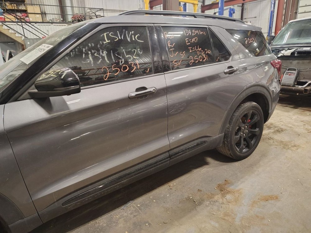 Camera/Projector Camera Windshield Mounted Fits 20-24 AVIATOR 1538441