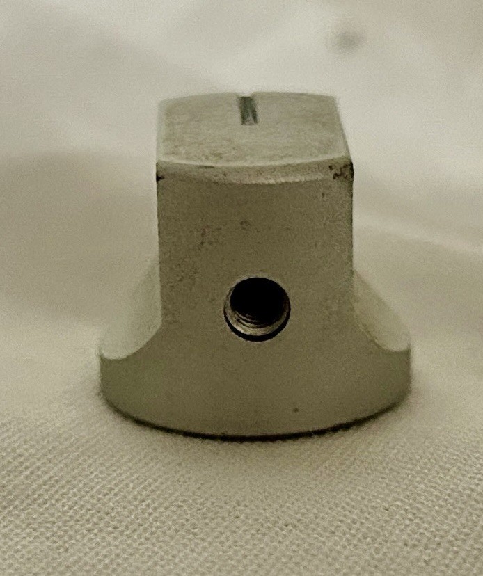 Crown D75 Amplifier Knobs Please Read