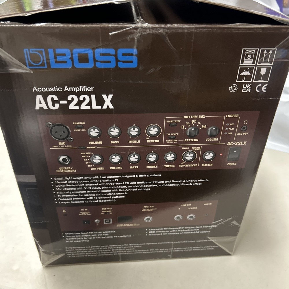 BOSS AC-22LX Acoustic Amplifier