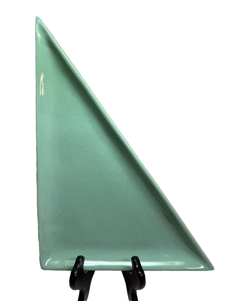 Threshold Stoneware 3-Piece Retro Triangular Serving Set