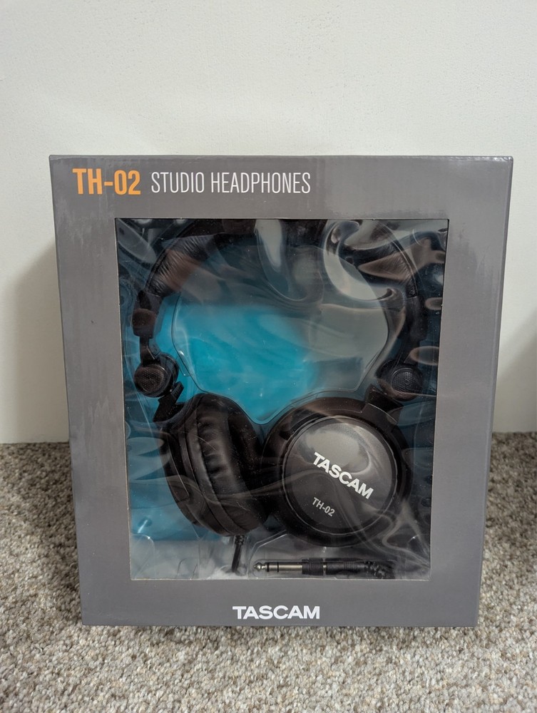 Tascam TH-02 Studio Headphones (Black)