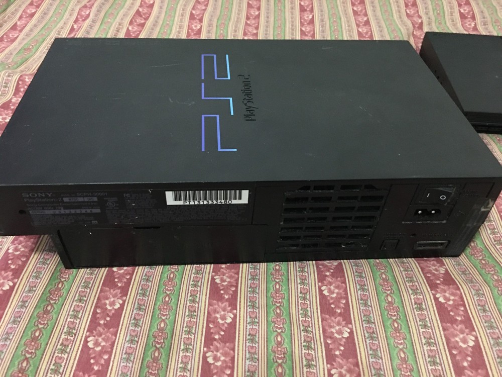 Sony PlayStation 2 Console (read description)