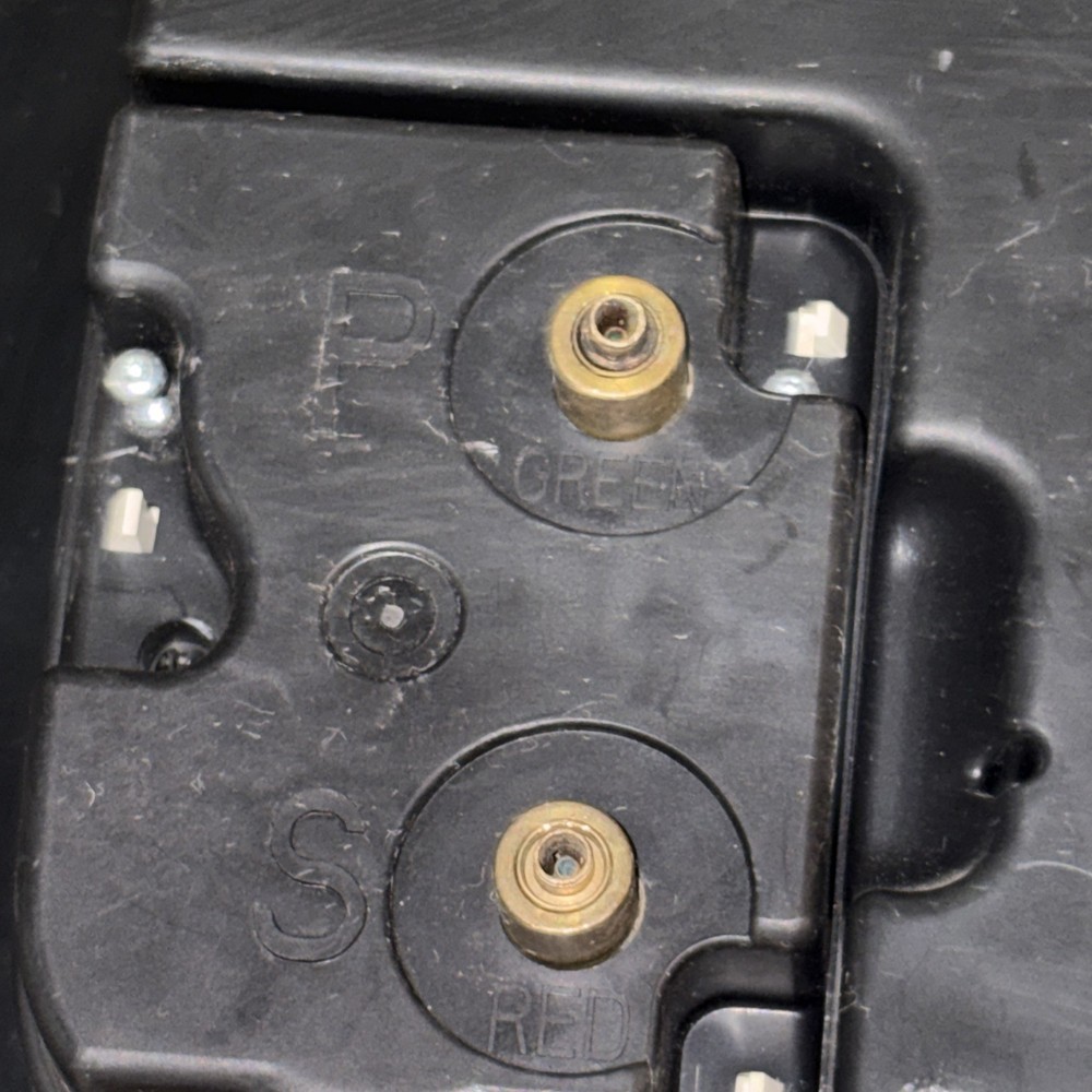 FREIGHTLINER CASCADIA GAUGE CLUSTER Missing P/N Broken