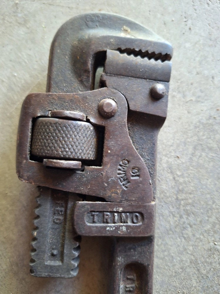 Vintage Trimo #10 quick release pipe wrench