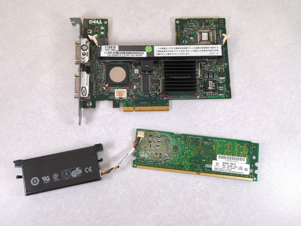 Dell PERC External SAS RAID Controller 256MB Cache - DM479 / UT568 / RF480