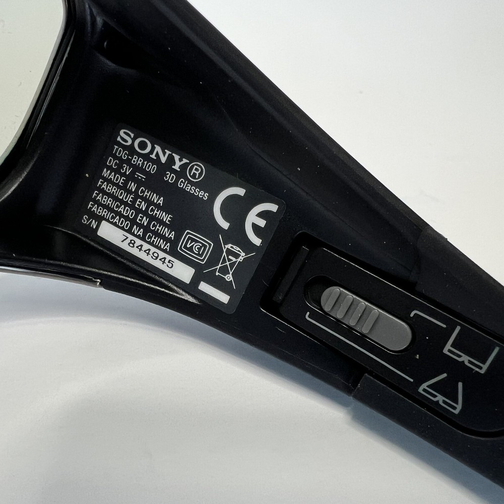 Sony TDG-BR100 3D Active Glasses *ONE Pair* With Soft Case