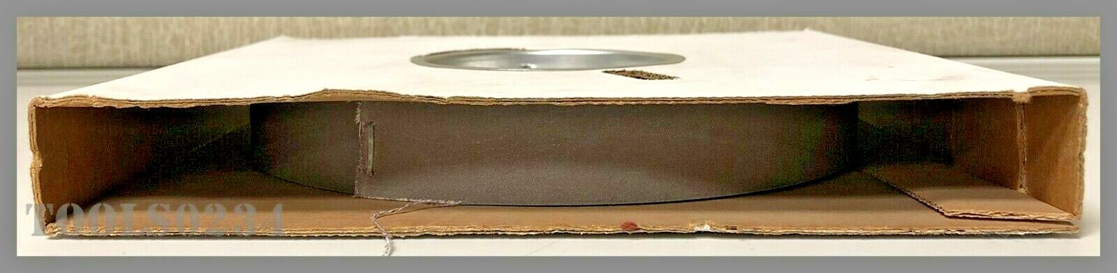 1" 240 Grit 50 yd Shop Roll 47109 Handy Roll Aluminum Oxide