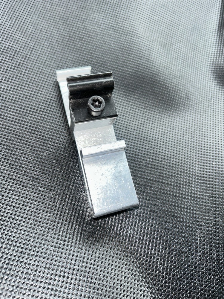IronRidge CTR-CL-01-B1 Contour Clamp with Torx Bit