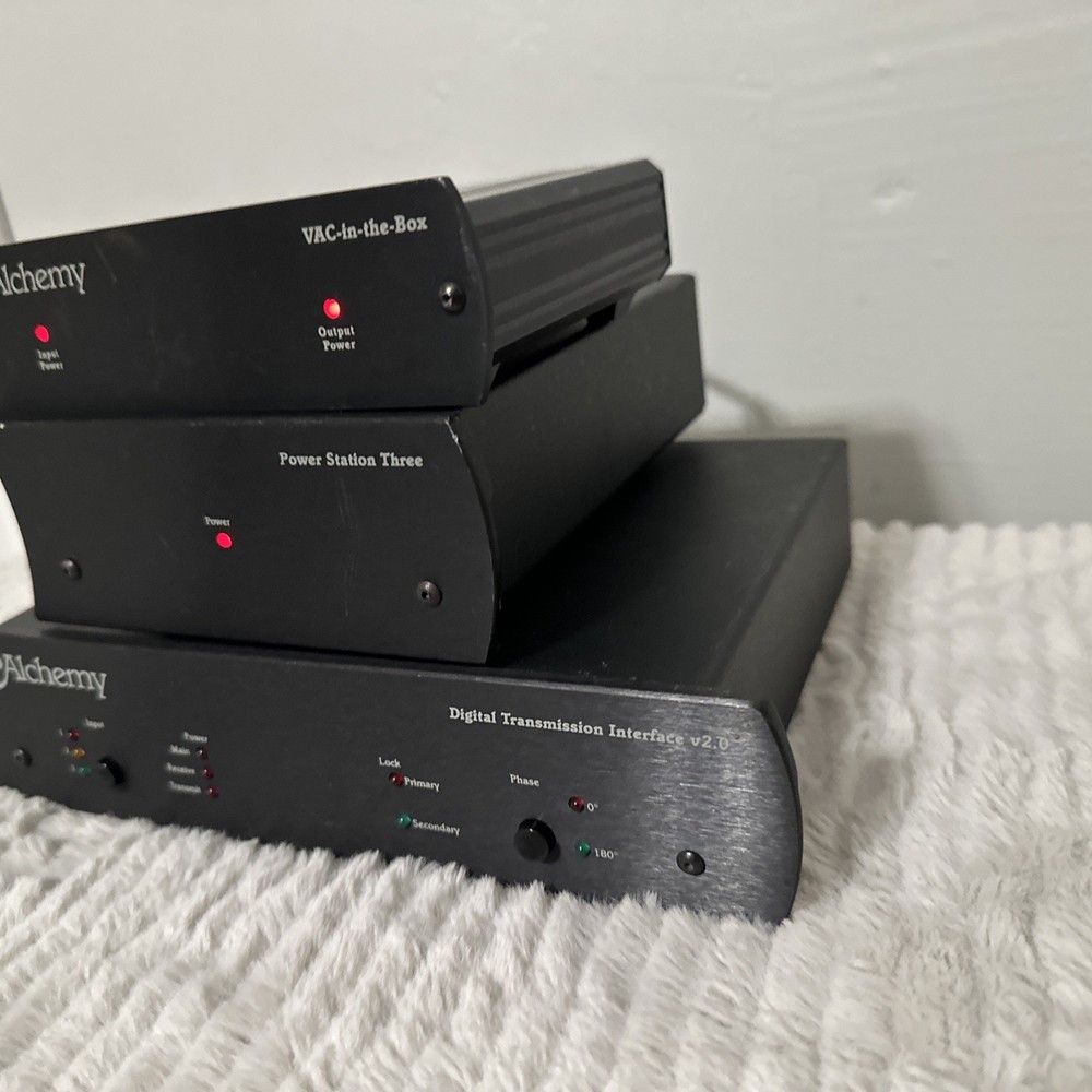 Audio Alchemy Digital Decoder Engine V2.0 And Power Station Three & Digital V2.