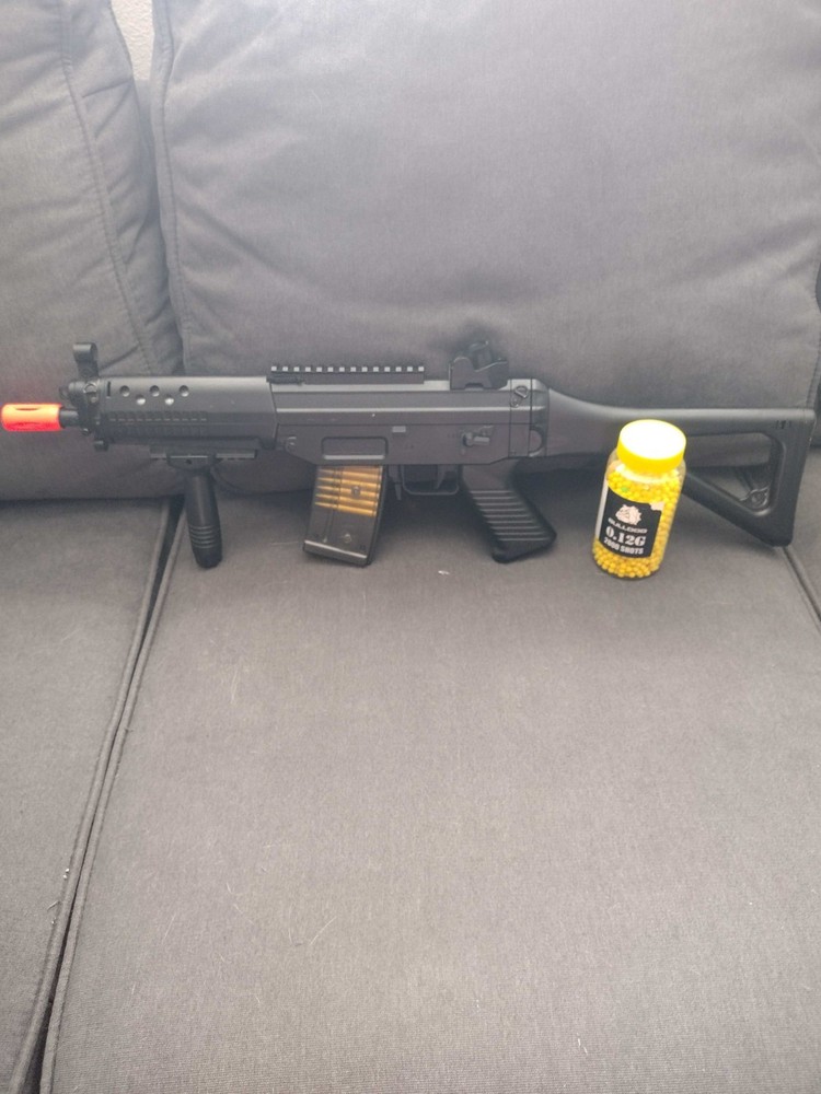 Airsoft Gun
