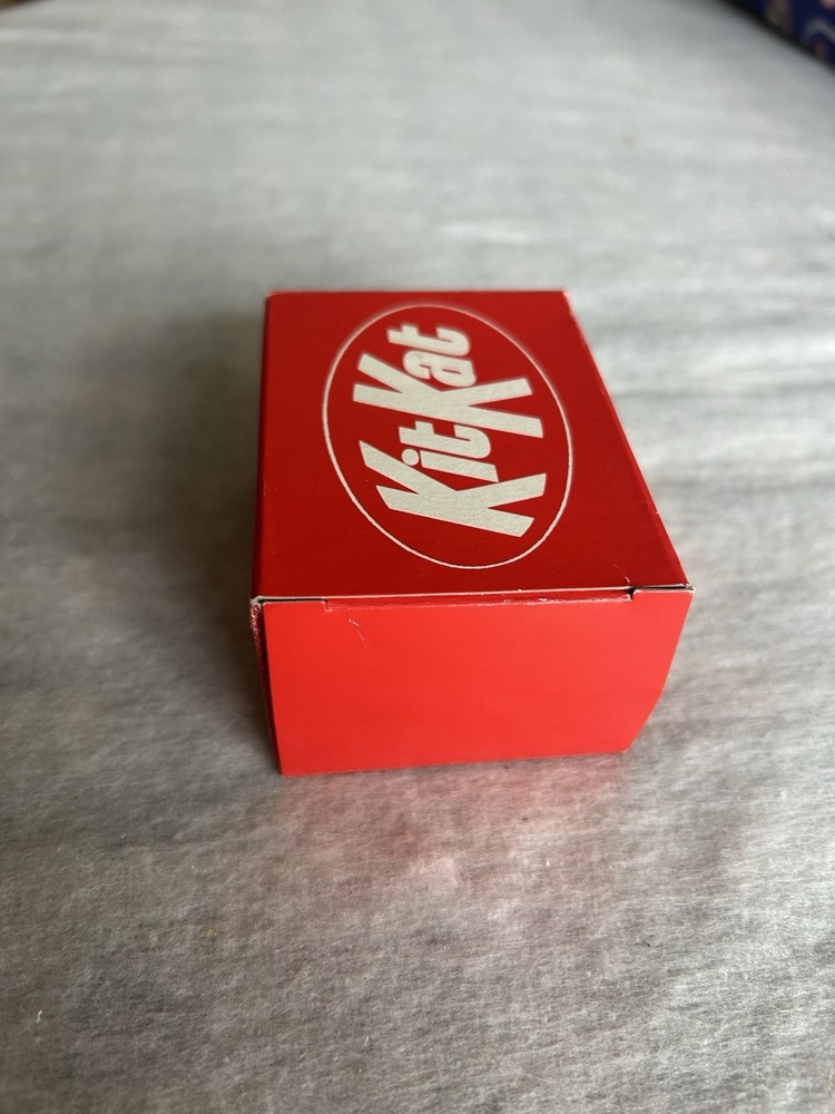 Lledo KitKat Promotional Model