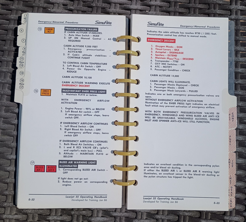 Learjet 55 Operating Handbook - Simuflite