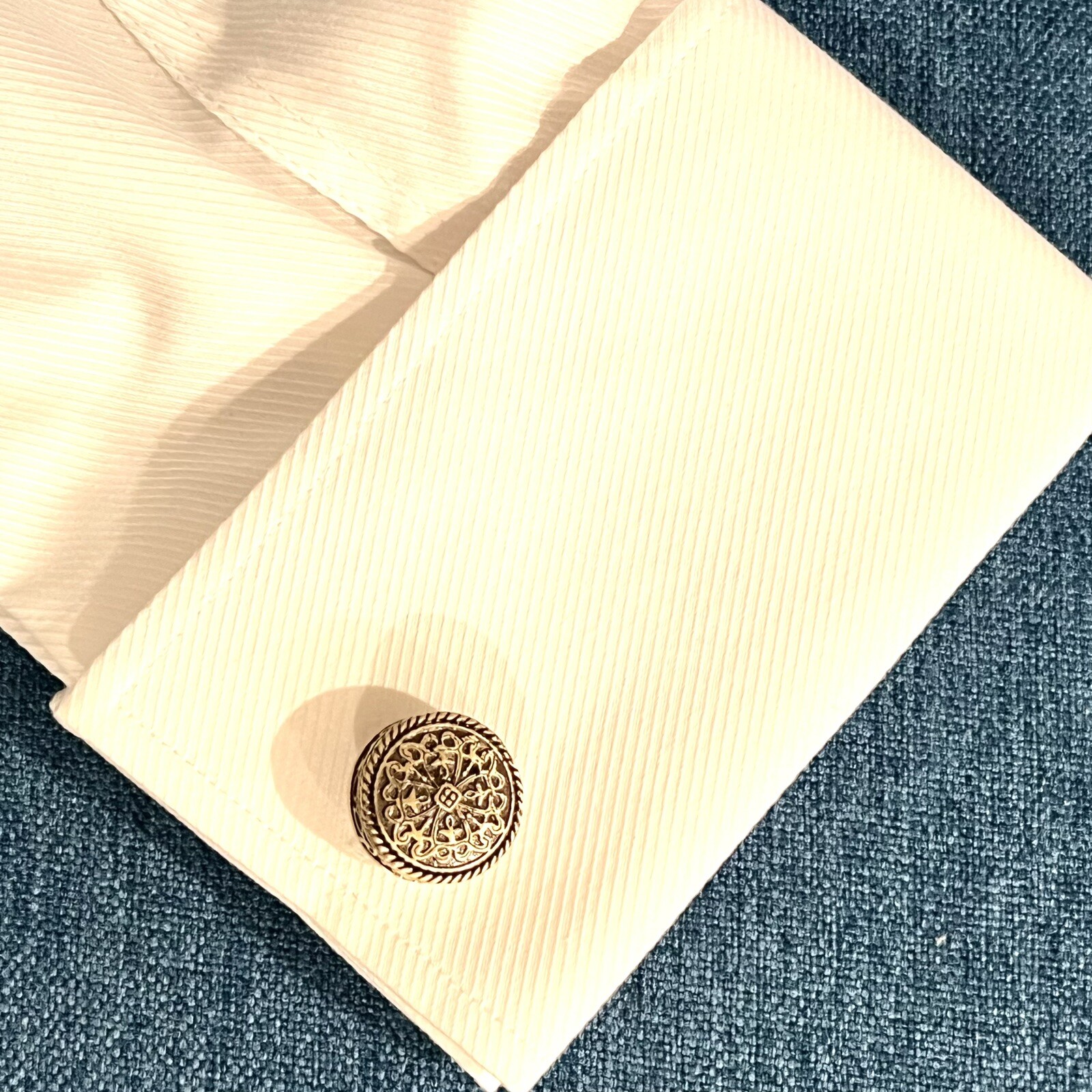 Antique Brass Tone Round Celtic Knot Cufflinks Men Stunning Knot Cufflinks