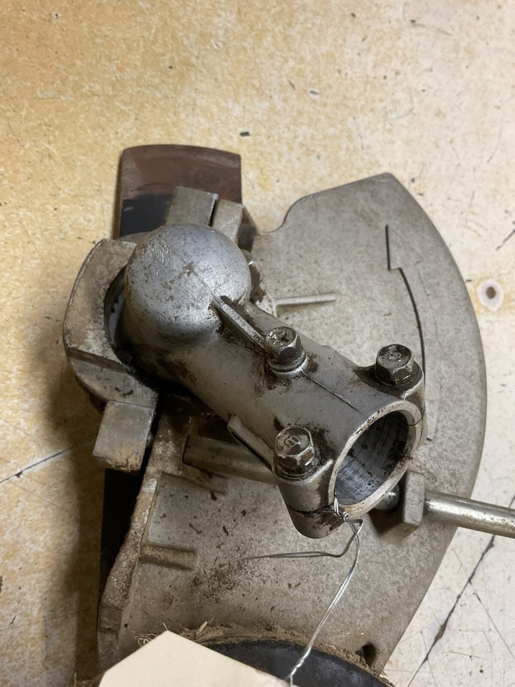 Honda HHE31C EDGER Attachment Head ONLY USED
