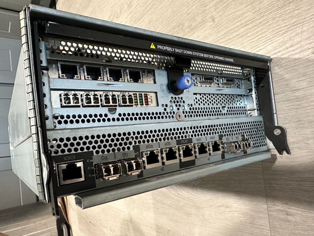 NETAPP System Board Controller 2x CPU 111-00186+C2 111-J9796 FROM FAS 3070