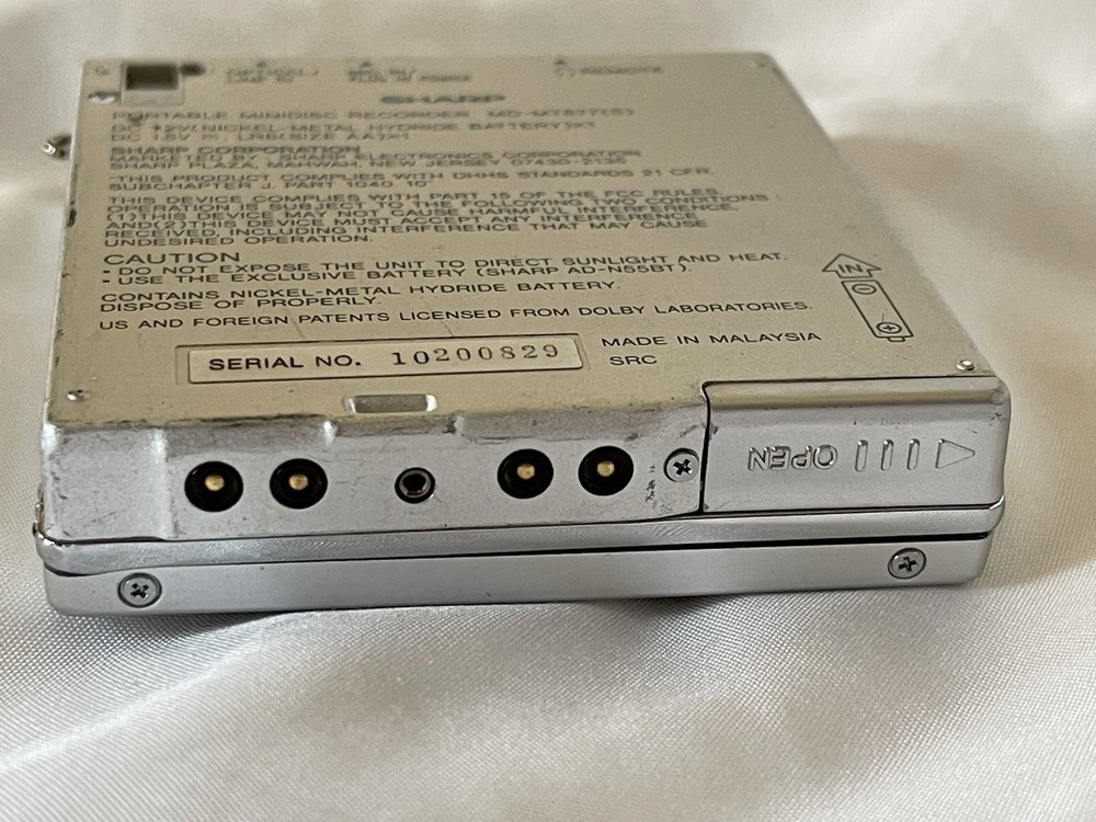 SHARP MD-MT877 MD PORTABLE DIGITAL RECORDER Tested Works
