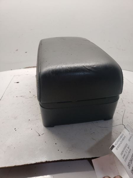 PATHFINDR 2003 Armrest OEM