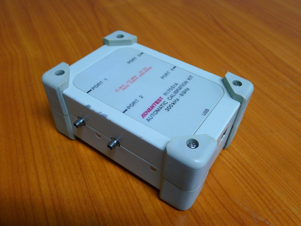 Advantest R17051A Automatic Calibration Kit 300kHz~8GHz for Network Analyzer