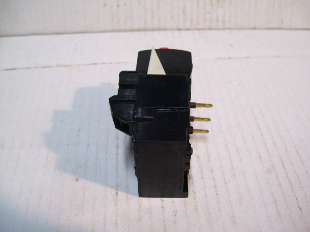 NEW IMO U12/16 E6 4-6A OVERLOAD RELAY P2291