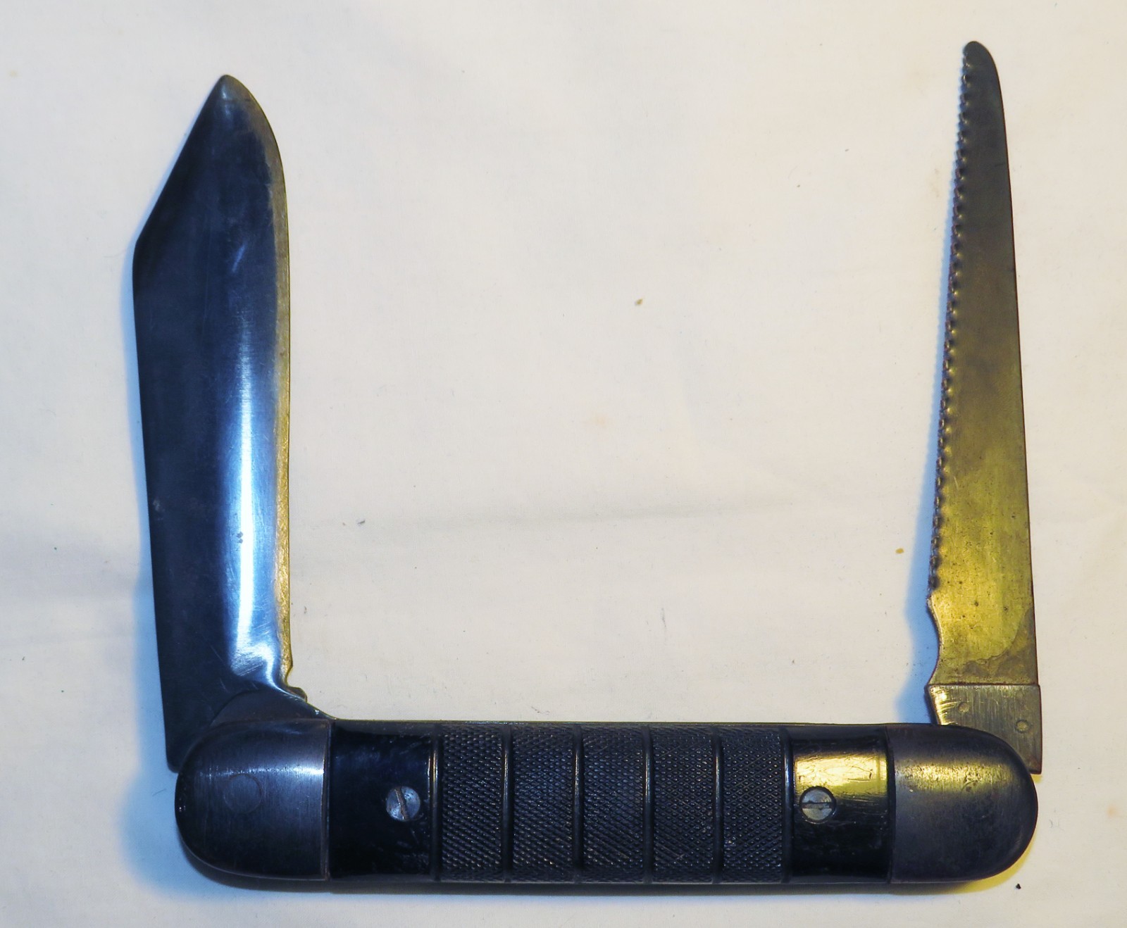 WWII US United G R Mich 2 Blade Folding Pilot Survival Knife