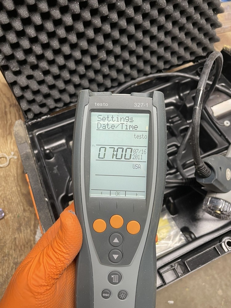 Testo 327-1 Flue Gas Analyzer Kit with printer works great filter sensor needed