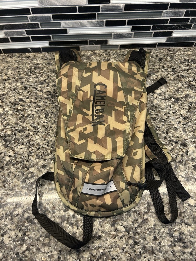 Camelbak Hydrobak Hydration Pack 50oz/1.5l Camouflage *No Bladder* Camo