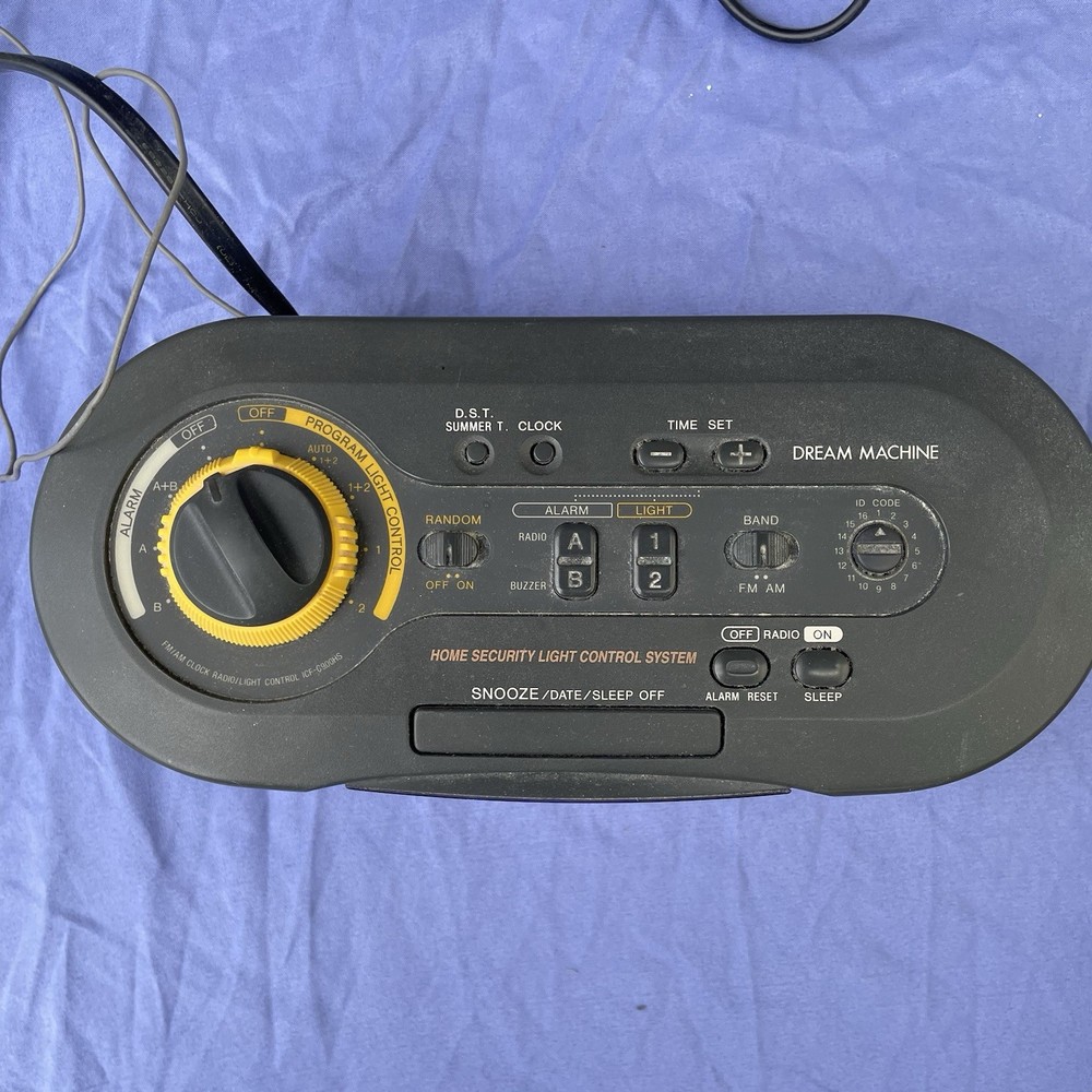 Sony dream machine home security light control system FMAM clock radio,