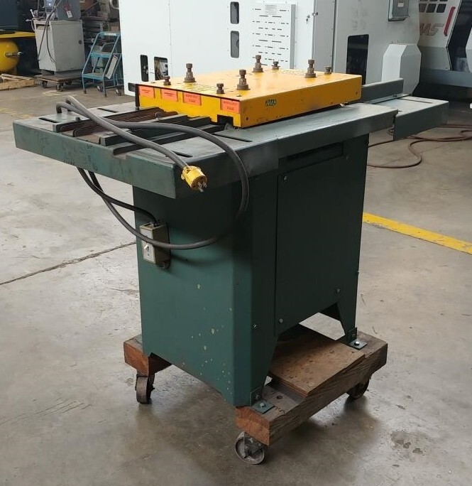 ENGEL LOCKFORMER ROLL FORMING MACHINE M-525 SHEET METAL PITTSBURGH MACHINE