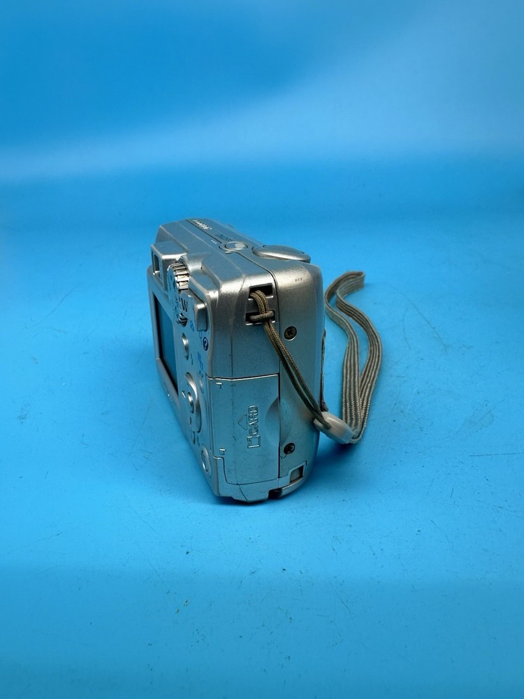 Nikon Digital Camera Coolpix 4600 4.0MP Silver Tested *Read*