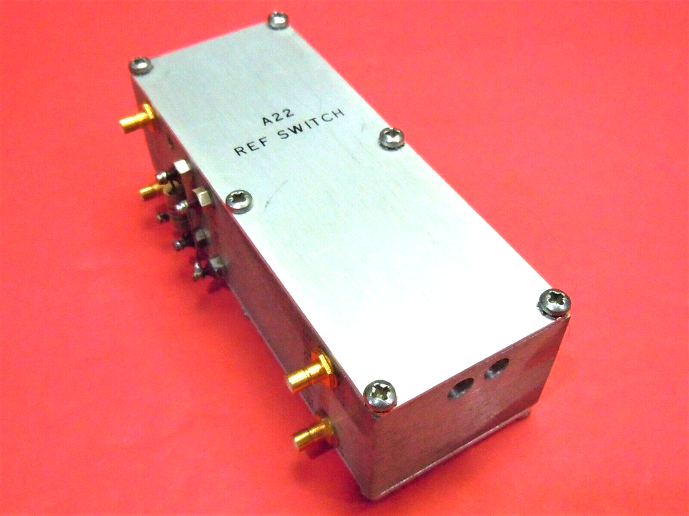 HP 8569B Spectrum Analyzer A22 Reference Switch Assembly