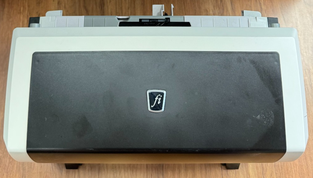Fujitsu Fi-6670  Document Scanner