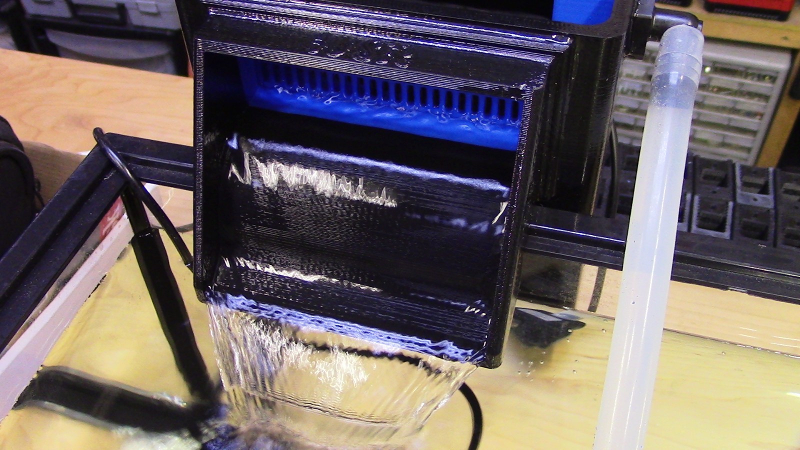 Refugium, WSR-Mini Fuge-100 Hang on Refugium System W/Pump and LED Light