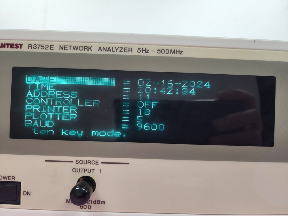 ADVANTEST R3752E Network Analyzer 5 Hz to 500 MHz, Output 1, Input A(Receiver)