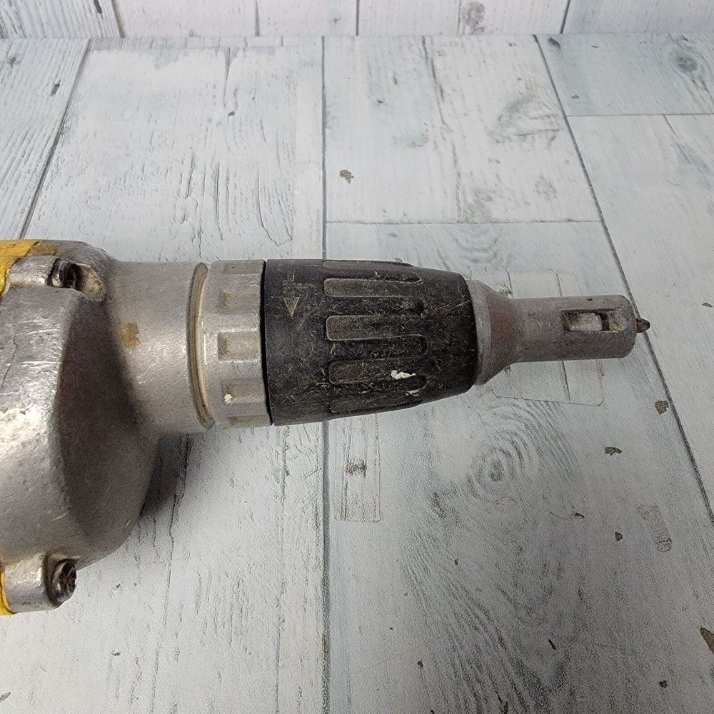 Pre-Owned Dewalt DW272 VSR Drywall Screwdriver