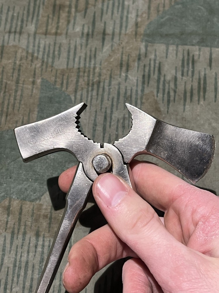 Post WW2 German Communications FF33 Radio Wire Multi-Tool Marked Solingen