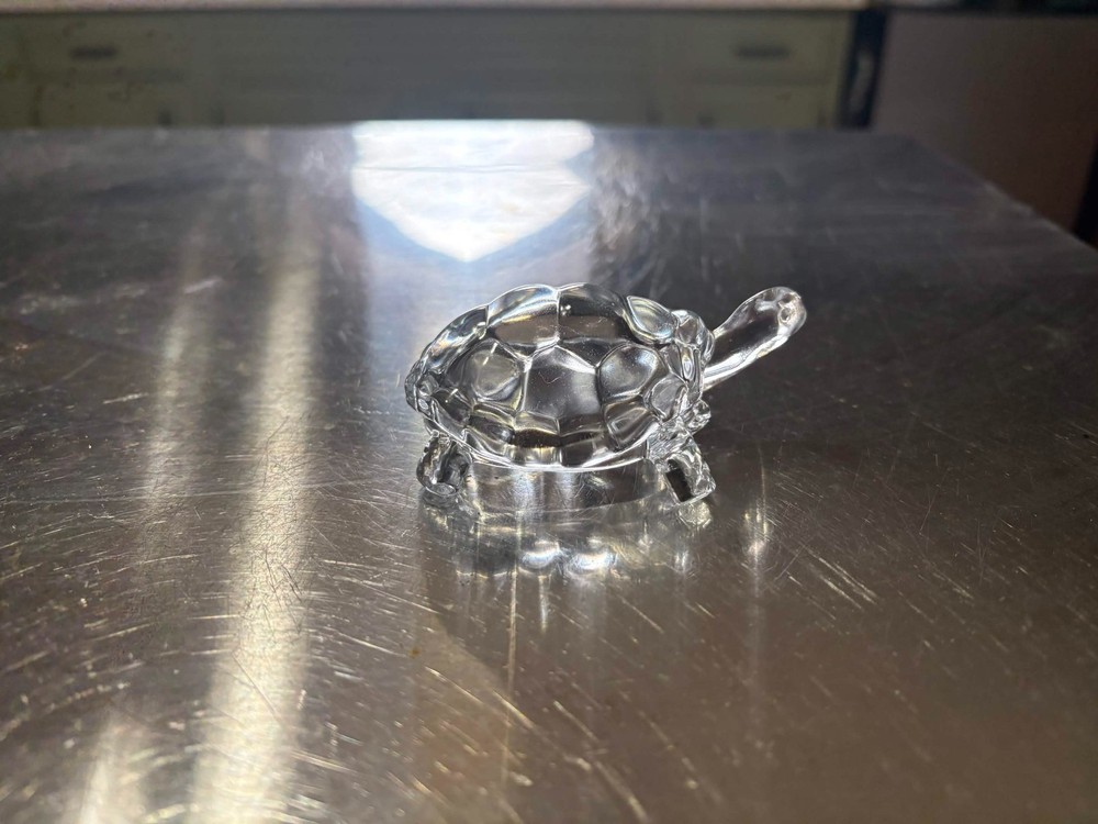 small glass tortoise figurine