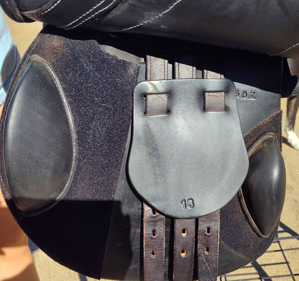 DP Saddlery Jump Saddle