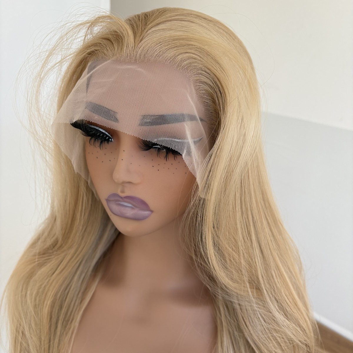 Heat Resistant Synthetic Hair Long Straight Honey blonde HD Lace Front Wig
