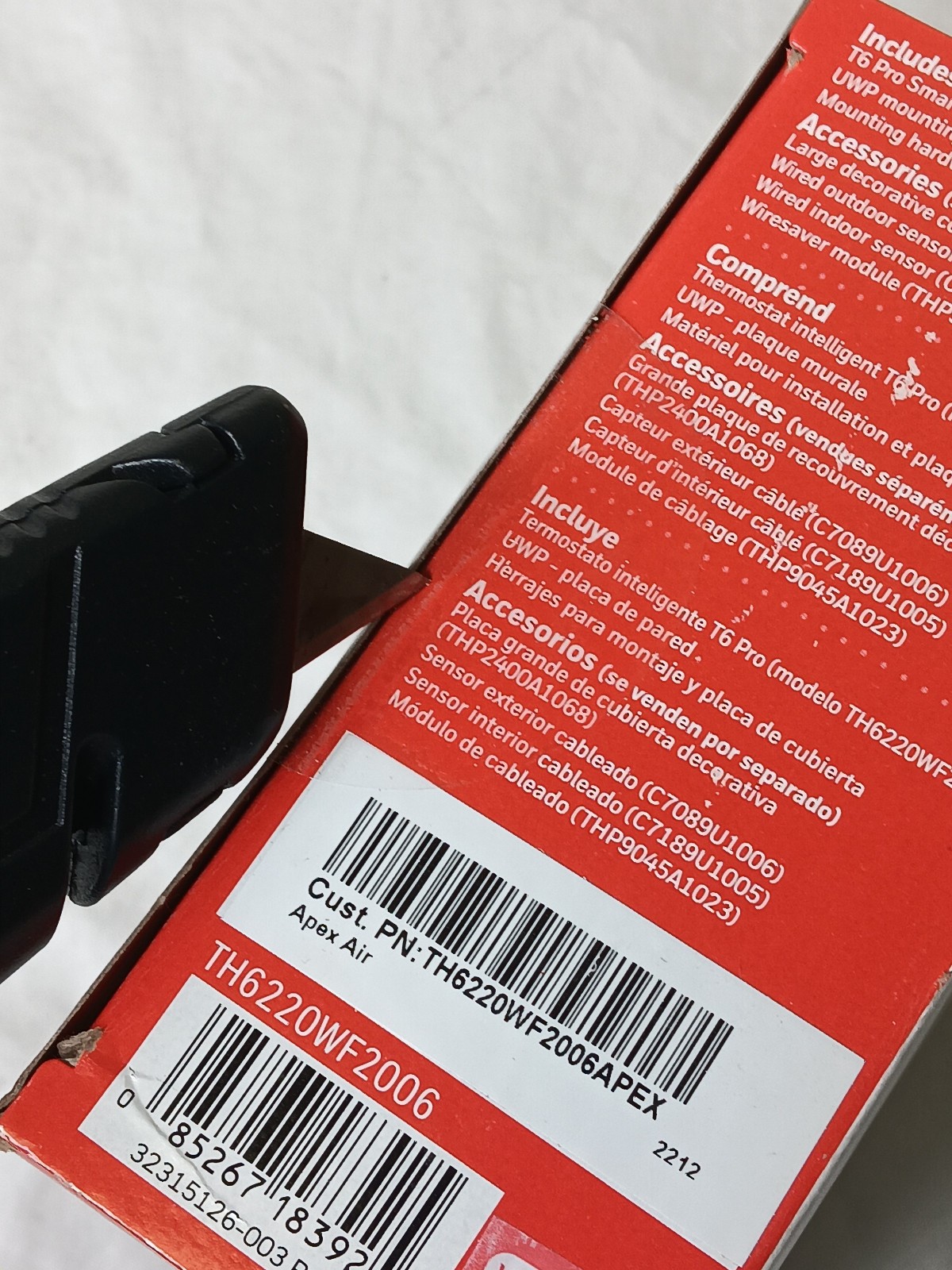 Honeywell *CONTRACTOR BRANDED SEE PICS* TH6220WF2006 T6 PRO Smart Thermostat