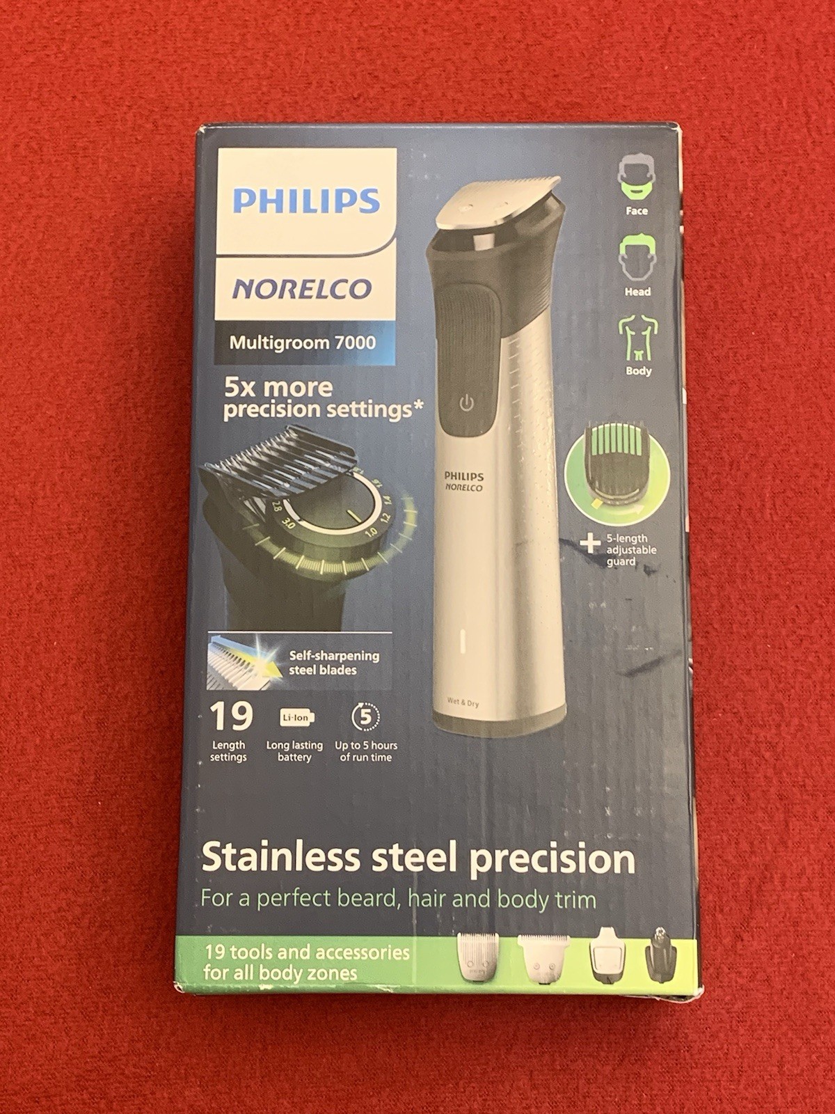 Philips Norelco Multigroom 7000, 19pc Grooming Kit w/ Trimmer MG7910/49 -NEW #p3