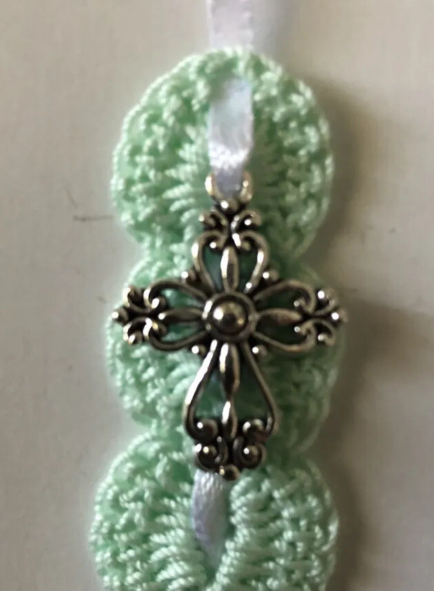 Scallop bookmark