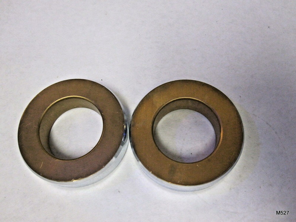 Two (2) Sleeve Seal 105279