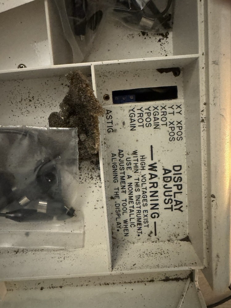 Nicolet Model NIC-320 Digital Oscilloscope