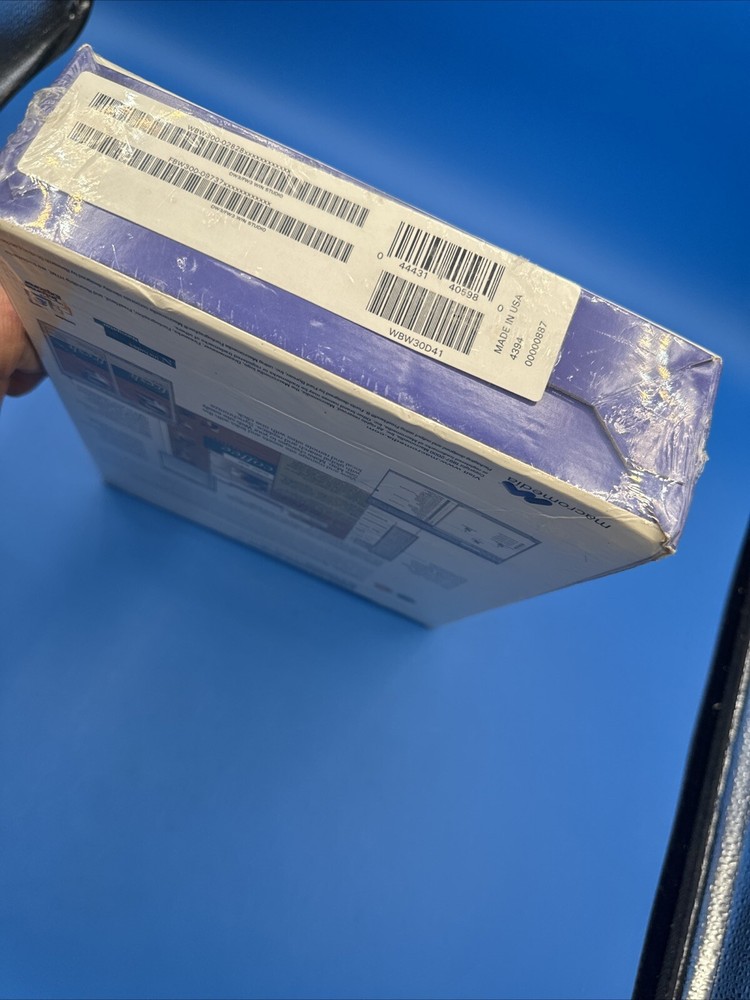 Macromedia Dreamweaver Fireworks Studio Sealed