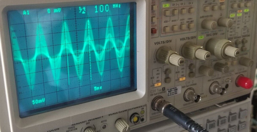 FLUKE 54200 Multi Format Video Generator Programmable Loaded with Options
