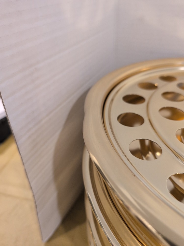 Communion Gold Tone Cup 4 Stackable Trays & 500 Communion Plastic Cups