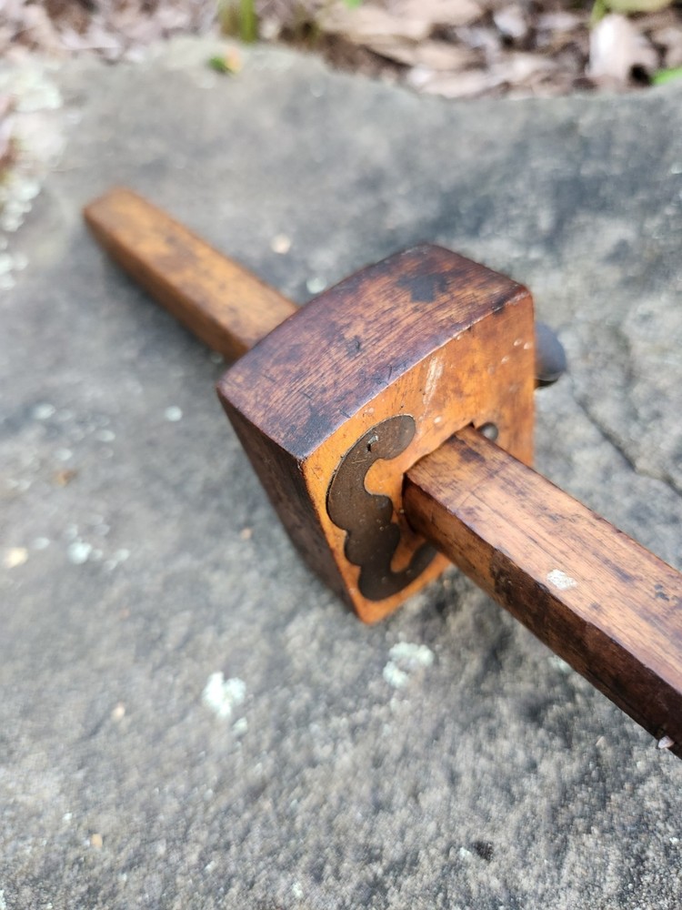 Stanley "moustache" marking gauge